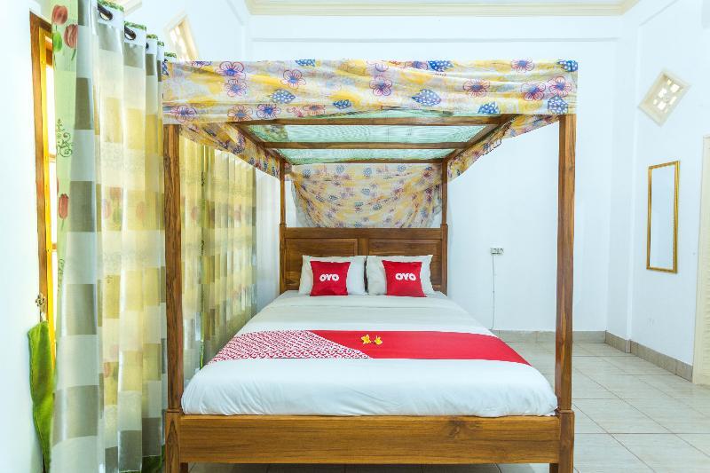 Oyo 1895 Lamancha Homestay Kuta  Exterior photo